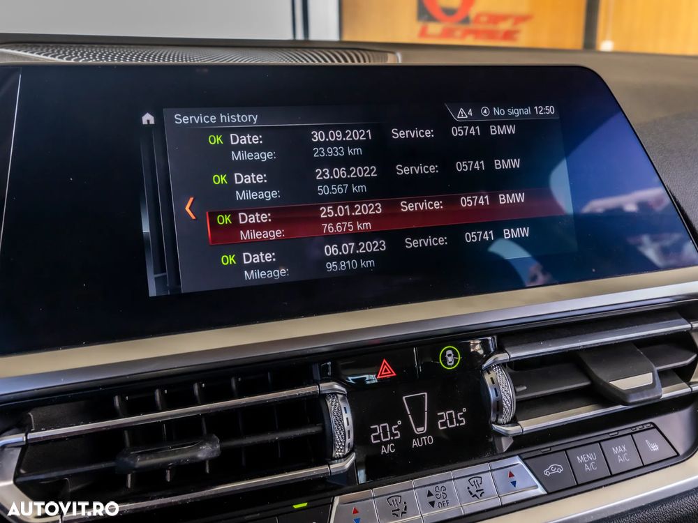BMW Seria 3 320d Touring Aut. - 33