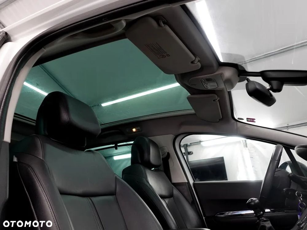Peugeot 5008 2.0 HDi Premium + - 38