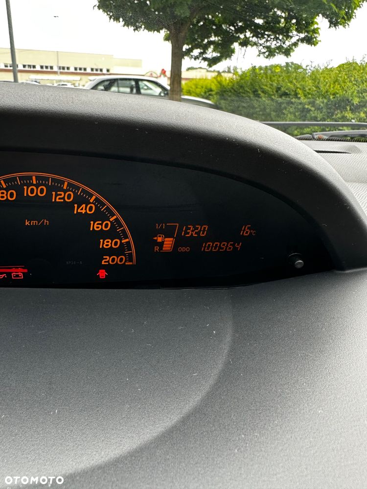 Toyota Yaris 1.33 Terra - 12