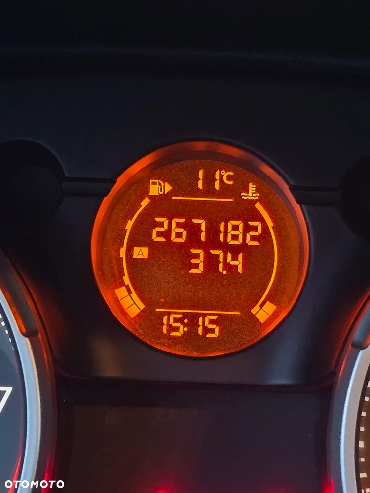 Nissan Qashqai 2.0 4x4 Acenta - 11