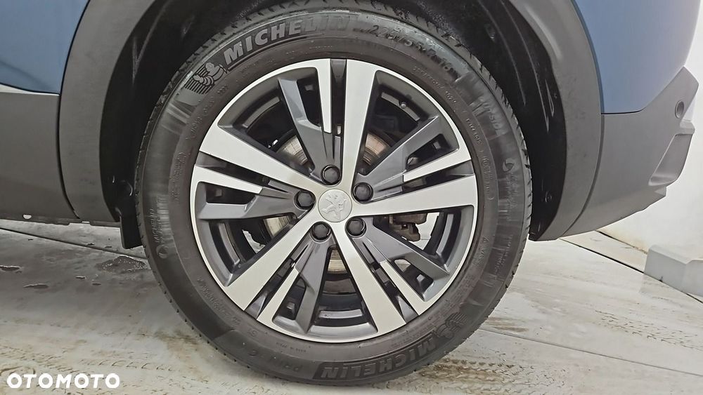 Peugeot 3008 1.5 BlueHDi Road Trip S&S - 24