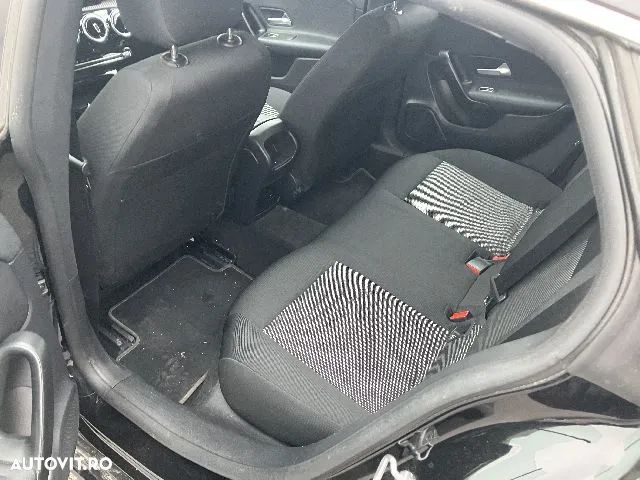 Mercedes-Benz CLA - 6