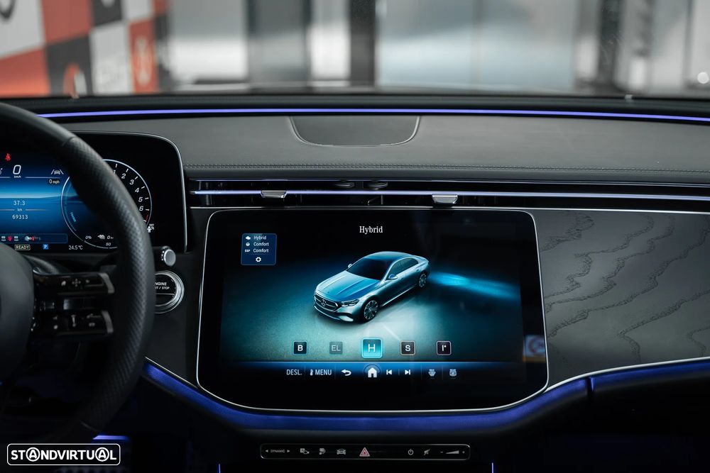 Mercedes-Benz E 300 ver-e-amg-line - 14