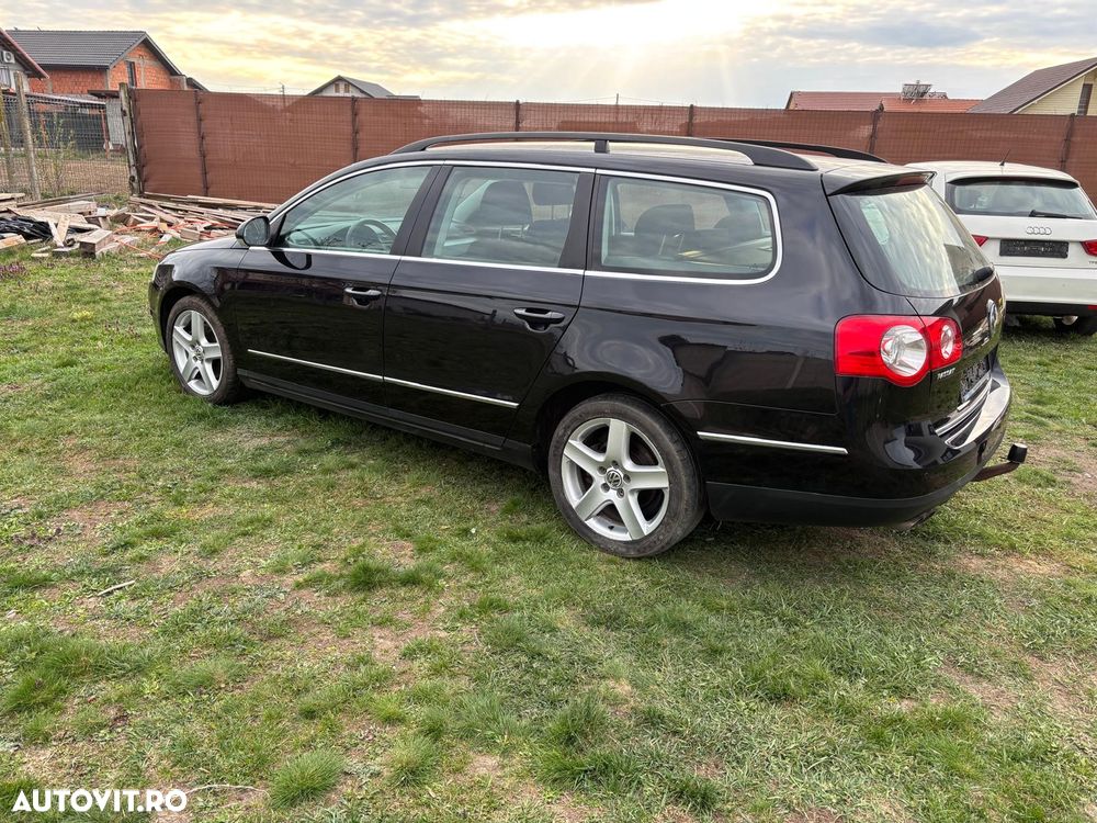 Volkswagen Passat - 12