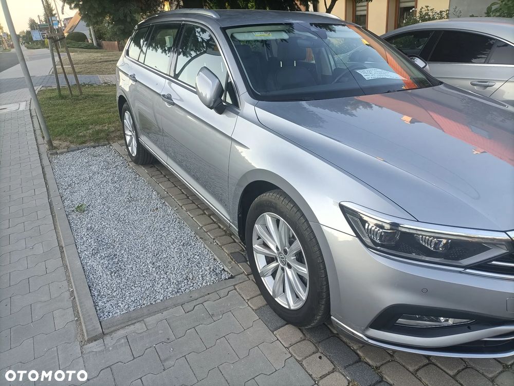 Volkswagen Passat 2.0 TDI SCR DSG Comfortline - 5