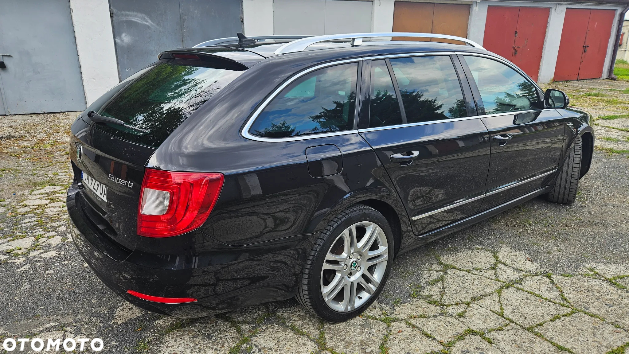 Skoda Superb 2.0 TDI L&K DSG - 3