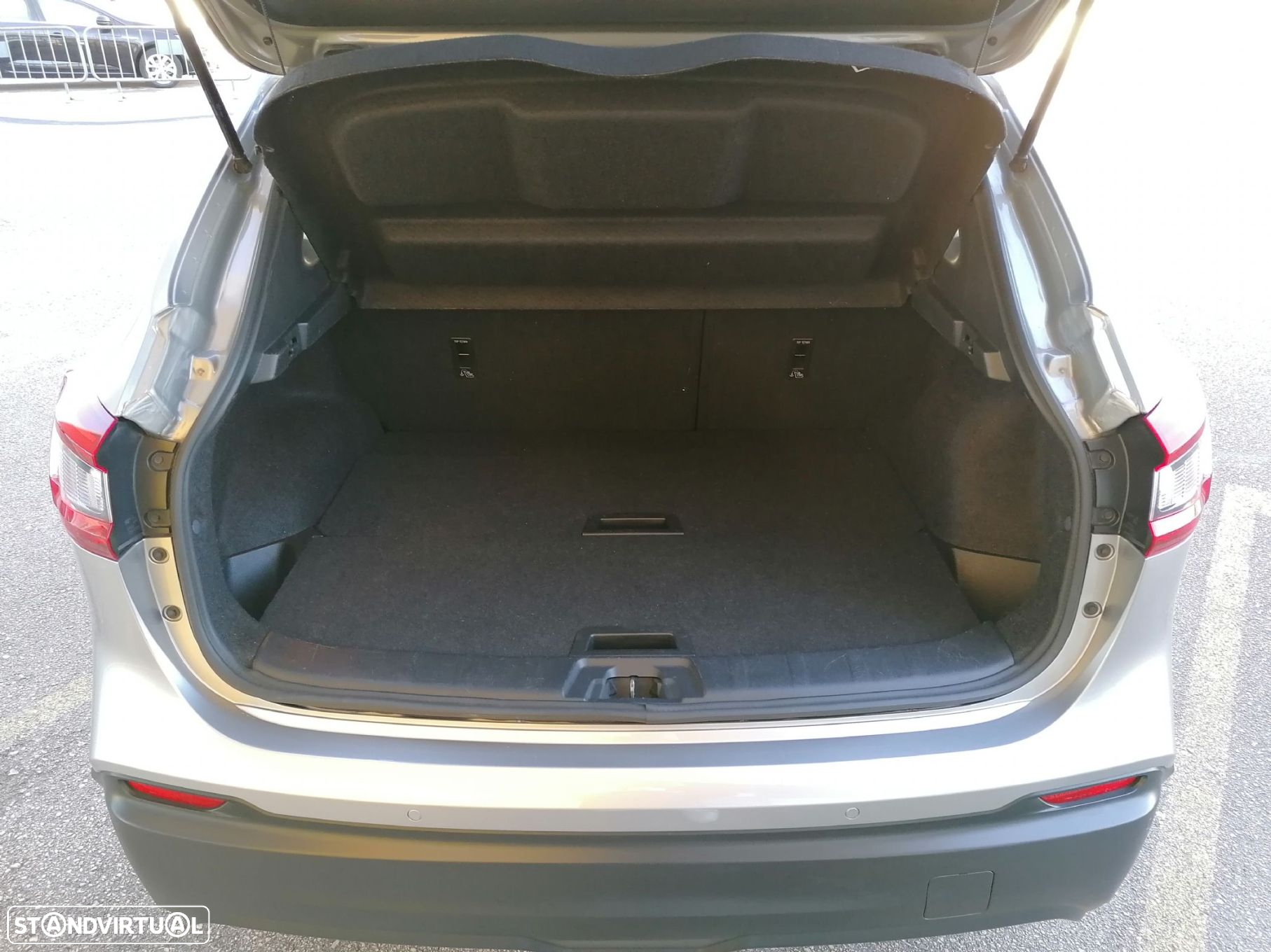 Nissan Qashqai 1.5 dCi Business Edition - 12