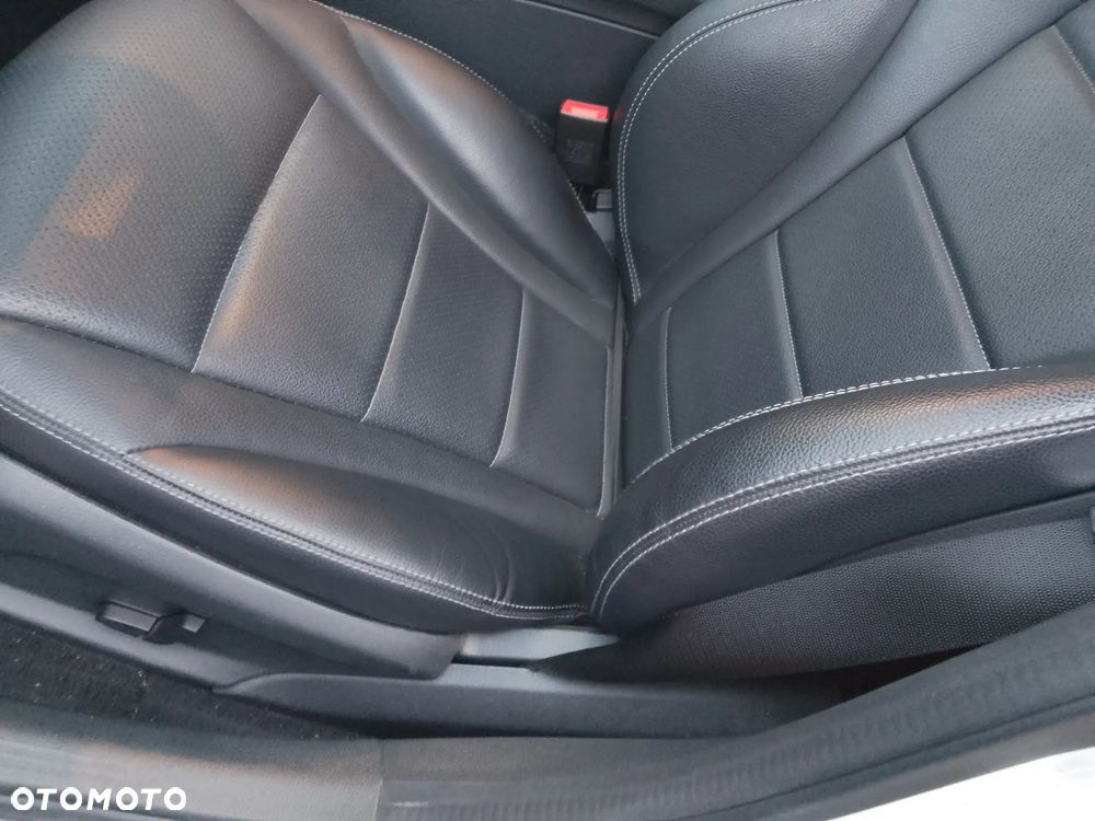 Mercedes-Benz Klasa C 200 4-Matic 7G-TRONIC - 18