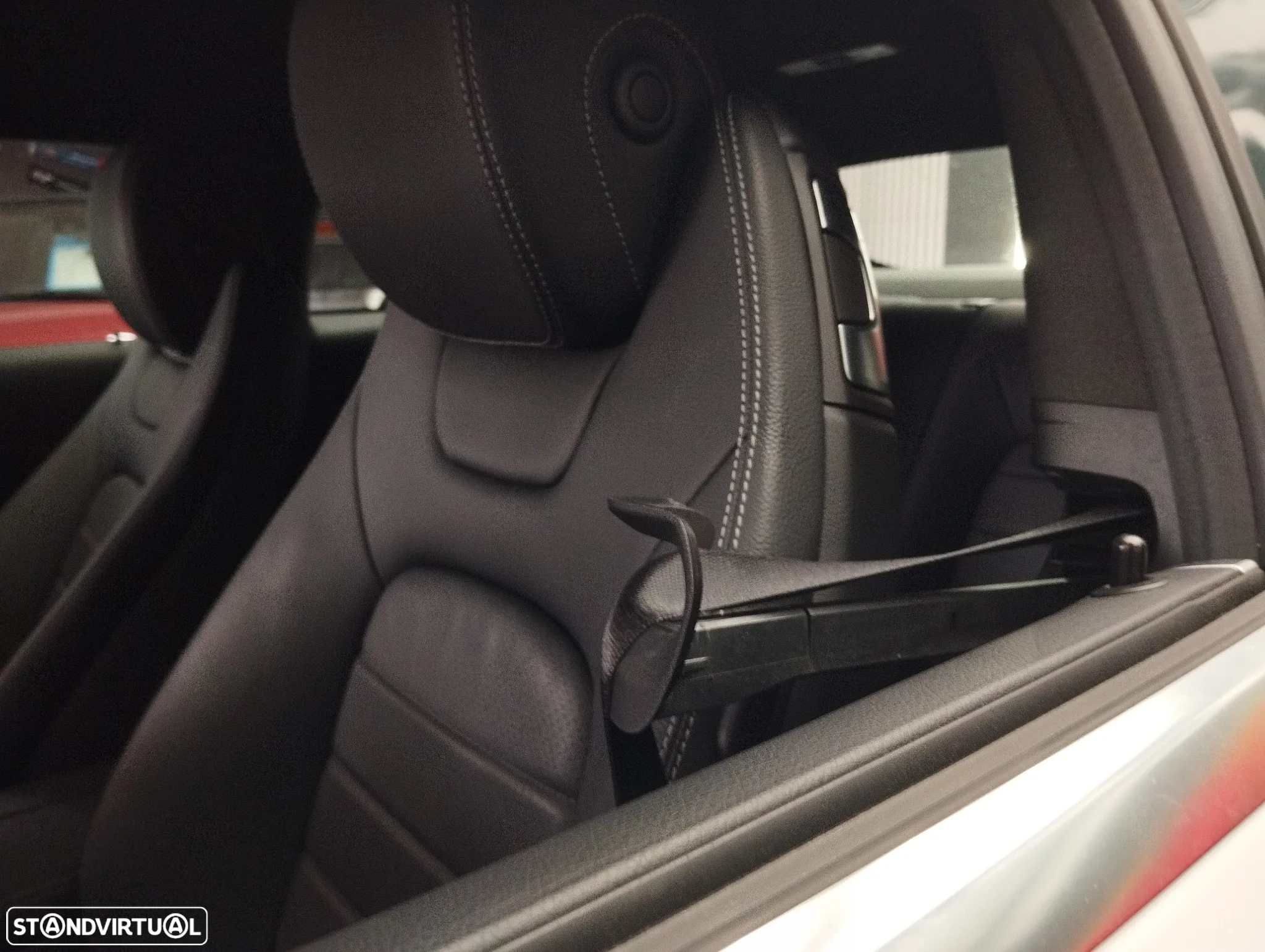 Mercedes-Benz C 200 AMG Line - 19