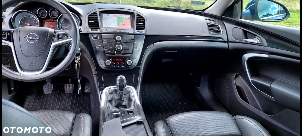 Opel Insignia - 22