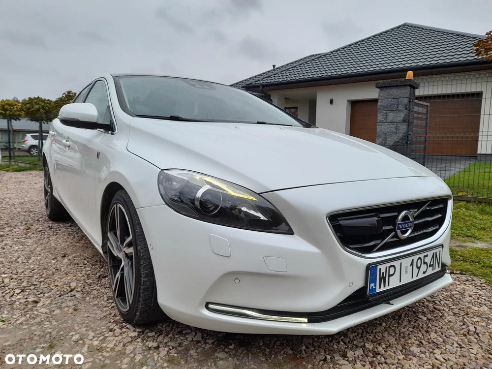 Volvo V40 D4 Ocean Race - 12