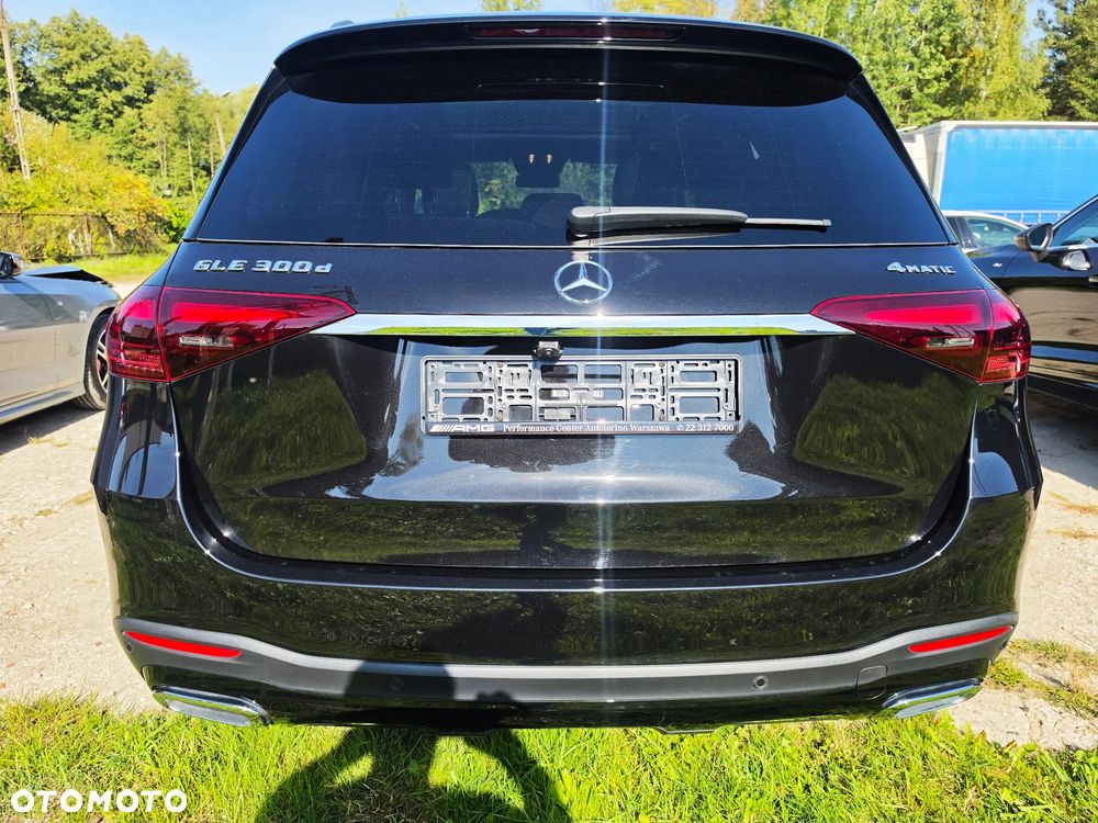Mercedes-Benz GLE 300 d mHEV 4-Matic AMG Line - 4