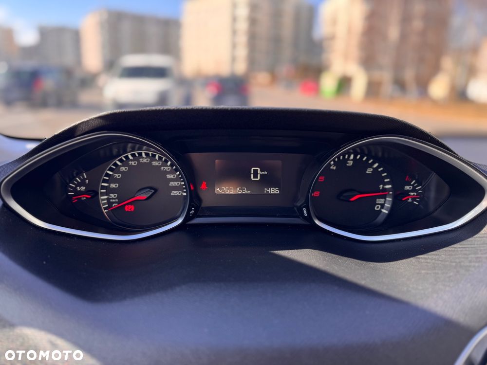 Peugeot 308 1.6 BlueHDi Active S&S - 9