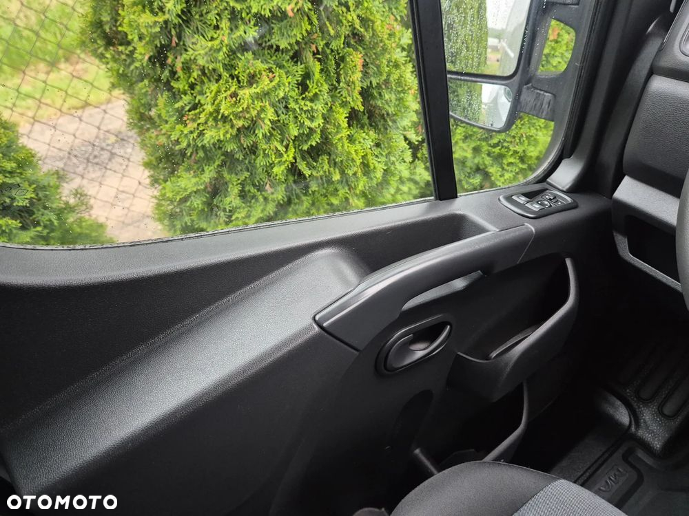 Renault Master L2H2 - 35