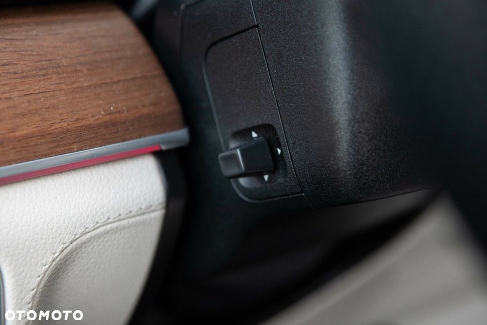 Mercedes-Benz GLS - 21