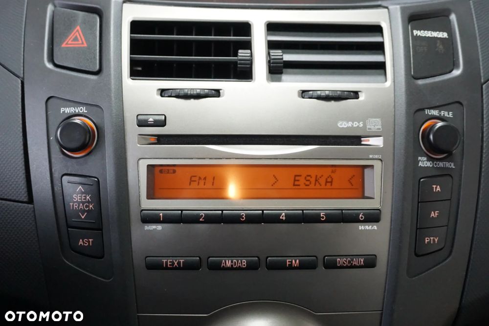 Toyota Yaris 1.0 VVT-i Comfort - 35