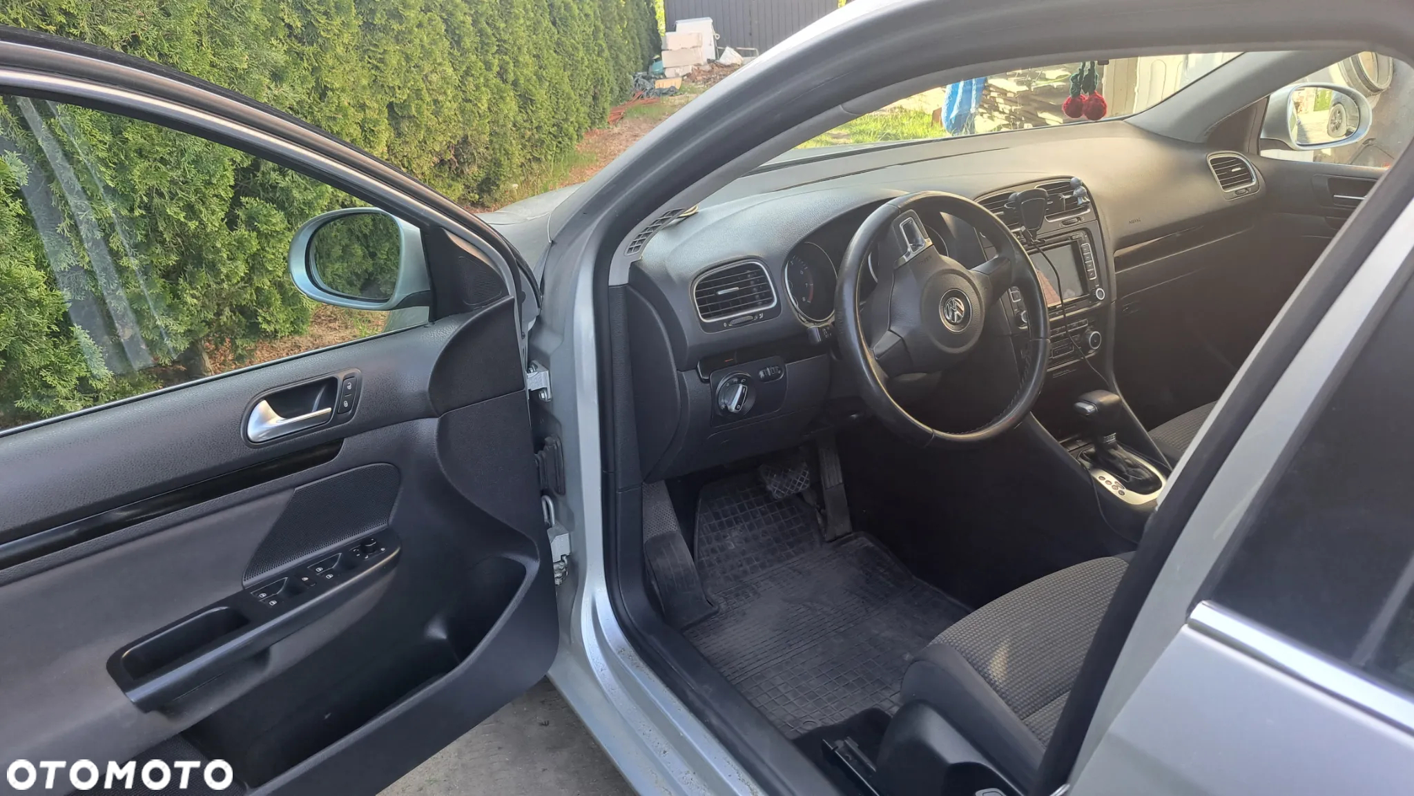 Volkswagen Golf VI 1.2 TSI Comfortline DSG - 4