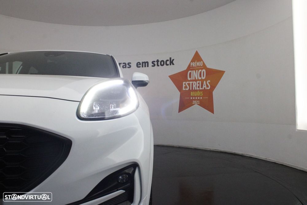 Ford Puma 1.0 EcoBoost MHEV ST-Line X Vivid Ruby Edition - 32