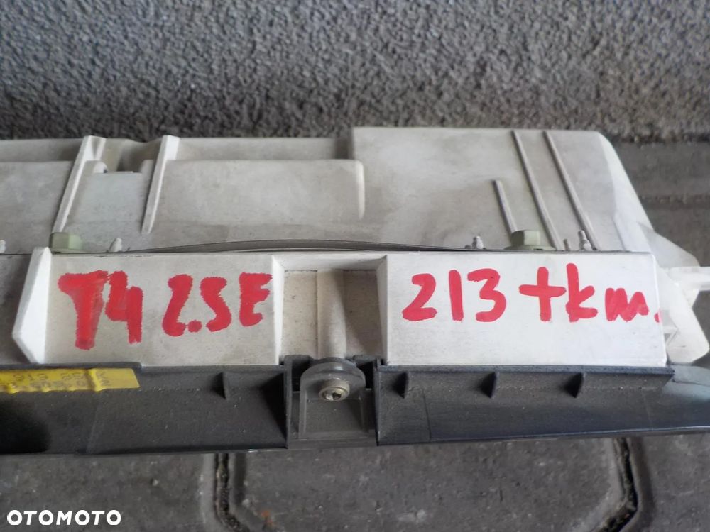 VW T4 2.5 BENZYNA LICZNIK PRĘDKOŚCIOMIERZ 7D0919850K - 2