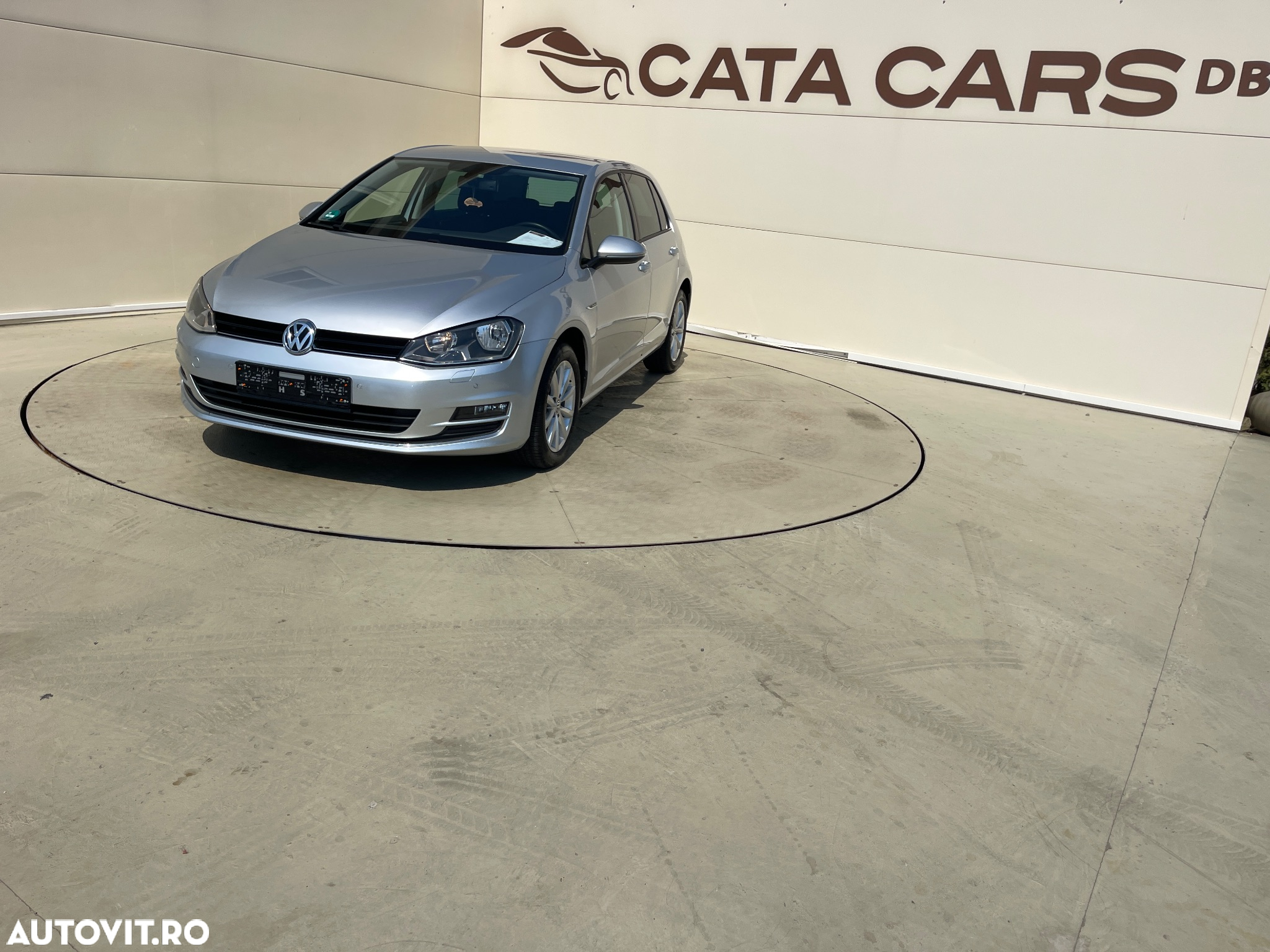 Volkswagen Golf 1.2 TSI BlueMotion Technology Lounge - 3
