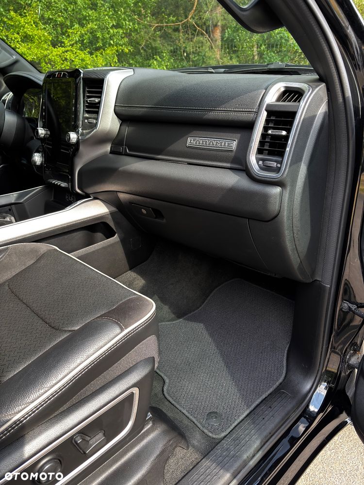 RAM 1500 5.7 eTorque Quad Cab Longbed Laramie Black - 21