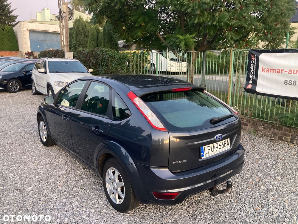 Ford Focus 1.6 16V Ambiente - 4