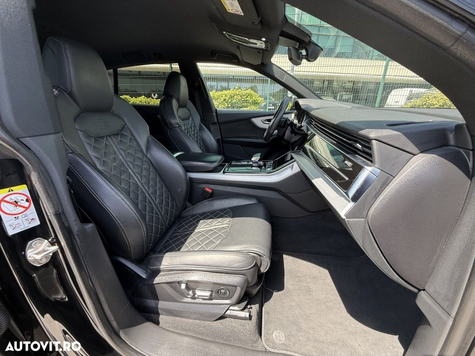 Audi Q8 60 TFSIe quattro tiptronic - 17