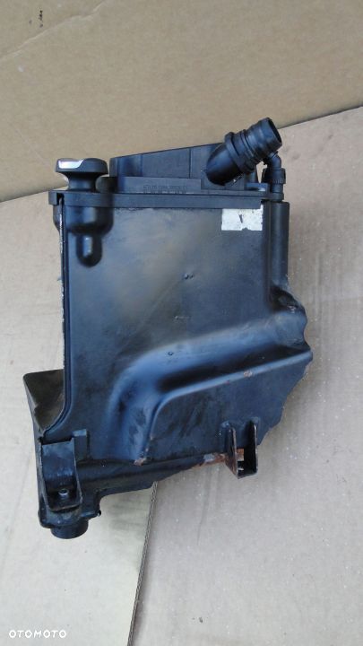 AUDI A6 RS6 C6 OSŁONA OBUDOWA SEPARATOR OLEJU 5.0 - 4