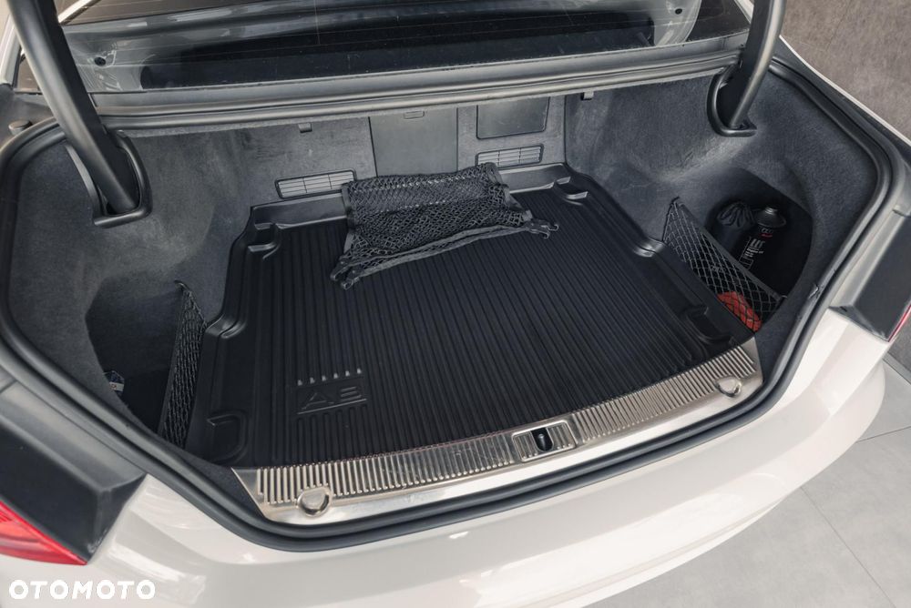 Audi S8 4.0 TFSI Quattro - 39