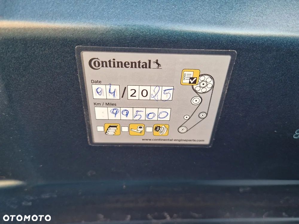 Peugeot 2008 1.2 Pure Tech GPF Allure S&S - 29