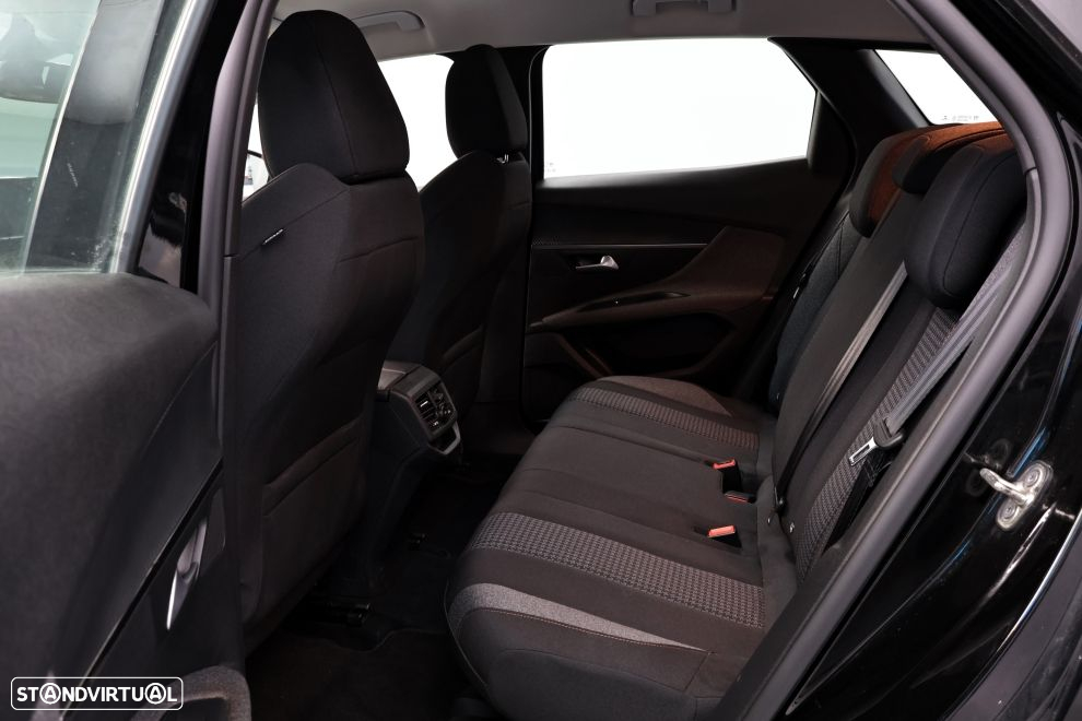 Peugeot 3008 1.5 BlueHDi Active Pack - 26