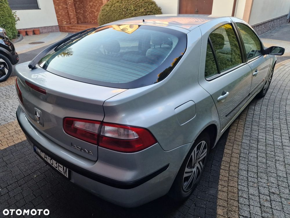 Renault Laguna 1.9 dCi Expression - 8