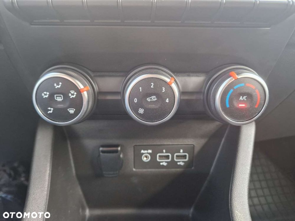 Renault Clio - 15