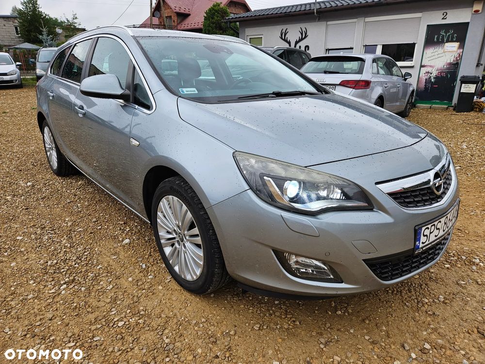 Opel Astra 1.4 Turbo Cosmo - 1