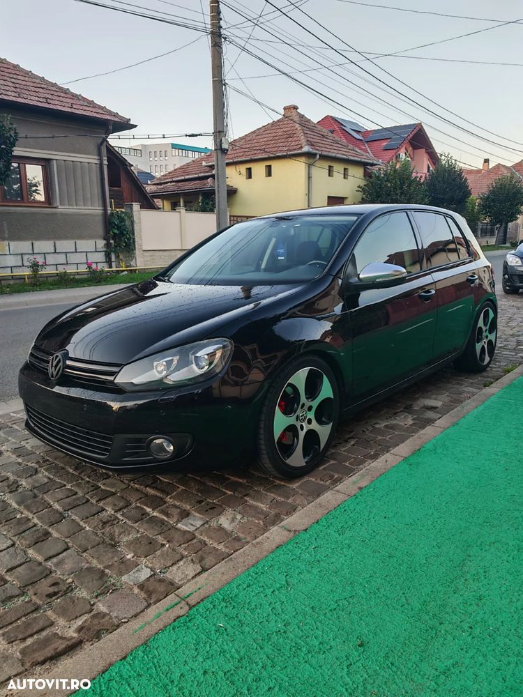 Volkswagen Golf 2.0 TDI DPF BlueMotion Technology MATCH - 1