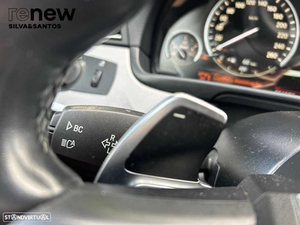 BMW 520 d xDrive Auto — fotografia 21