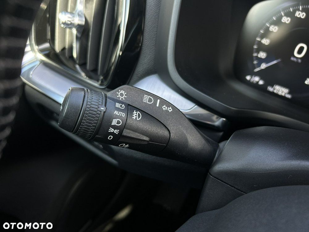 Volvo V60 D3 Momentum - 27