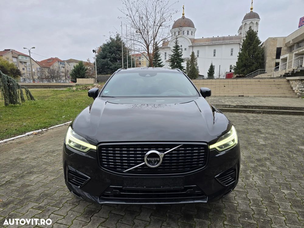 Volvo XC 60 Recharge T6 Twin Engine eAWD R-Design Expression - 3