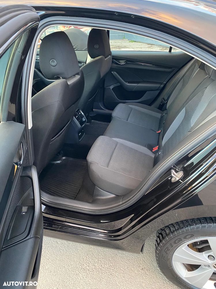 Skoda Octavia 1.0 TSI Ambition - 8