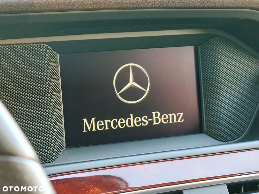 Mercedes-Benz Klasa C 350 4Matic (BlueEFFICIENCY) 7G-TRONIC Avantgarde - 12