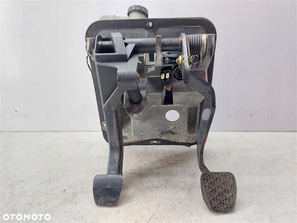 Pedały SPRZĘGŁO I HAMULC Mercedes  Actros VALEO A9702940001 - 1