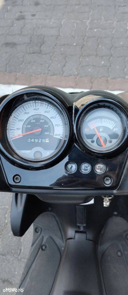 Yamaha Aerox - 12