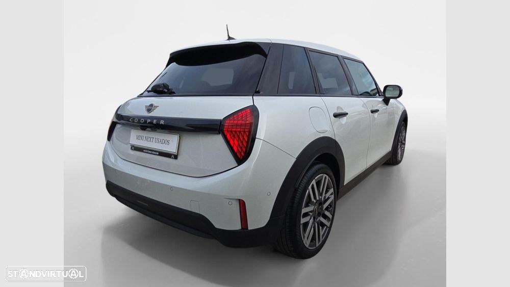 MINI 3 Portas Cooper C Classic M - 5