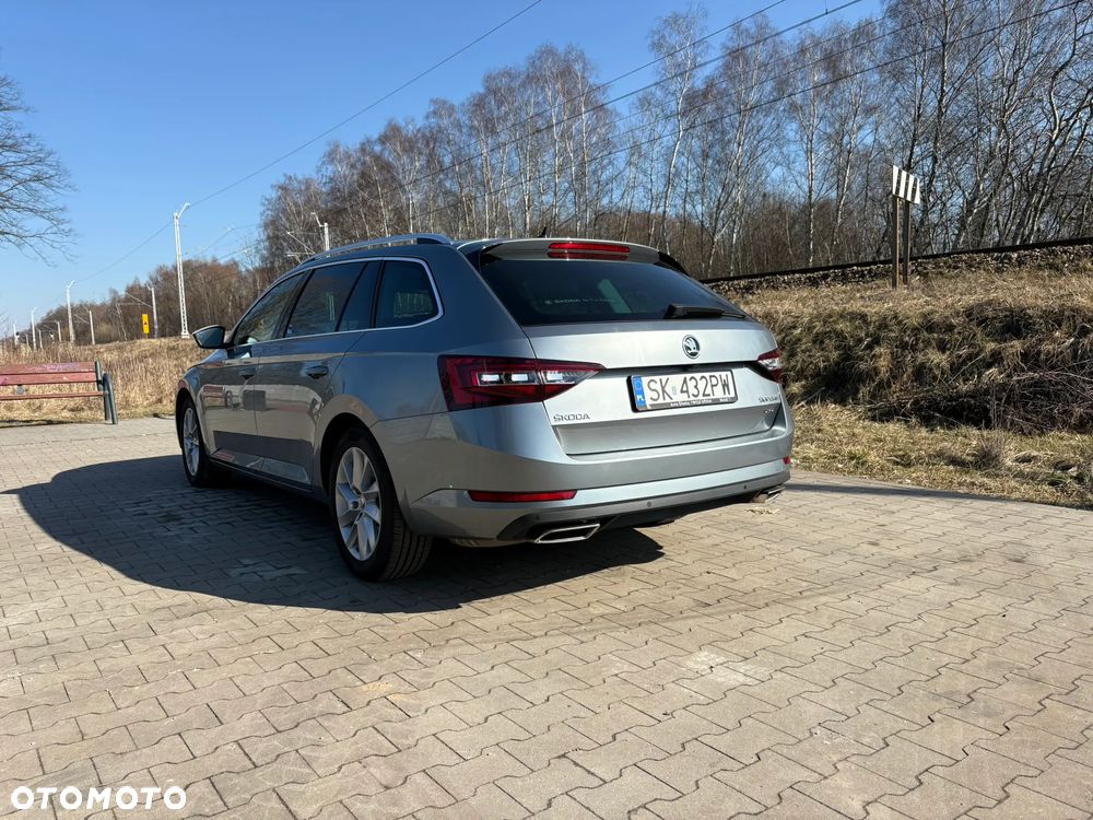 Skoda Superb 2.0 TSI 4x4 Style DSG - 4