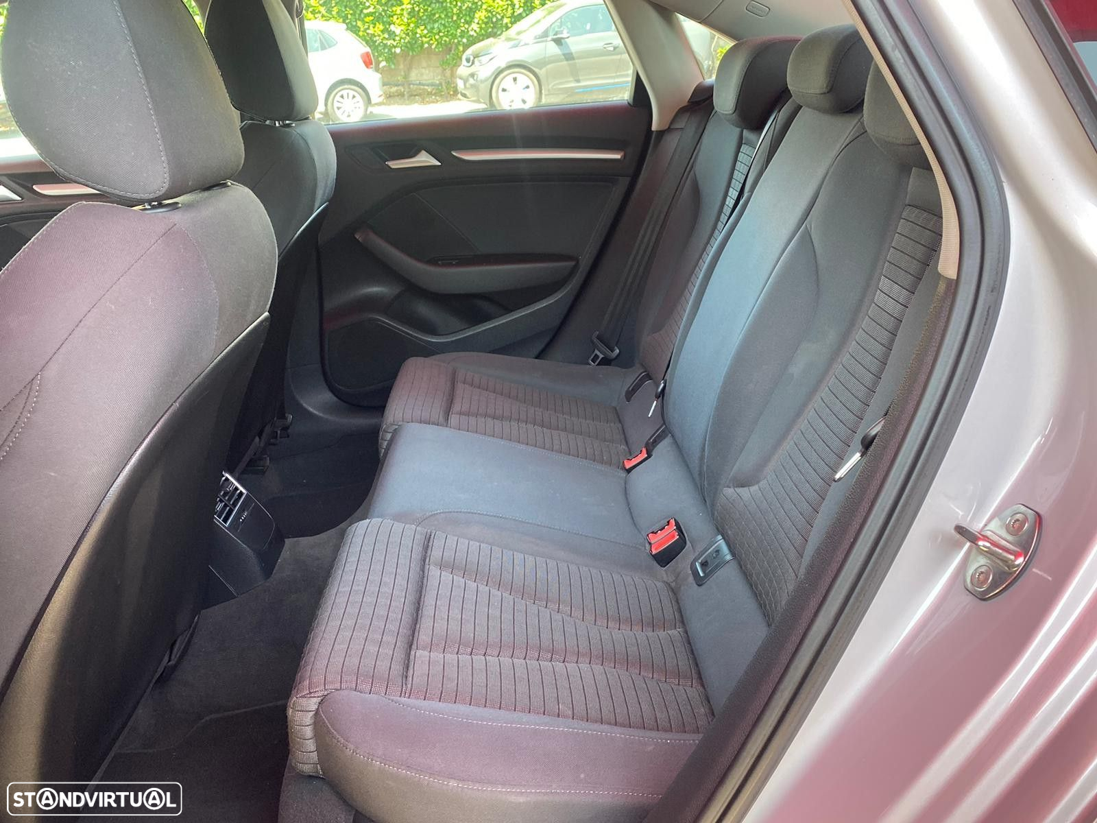 Audi A3 Limousine 1.6 TDI S-line - 6