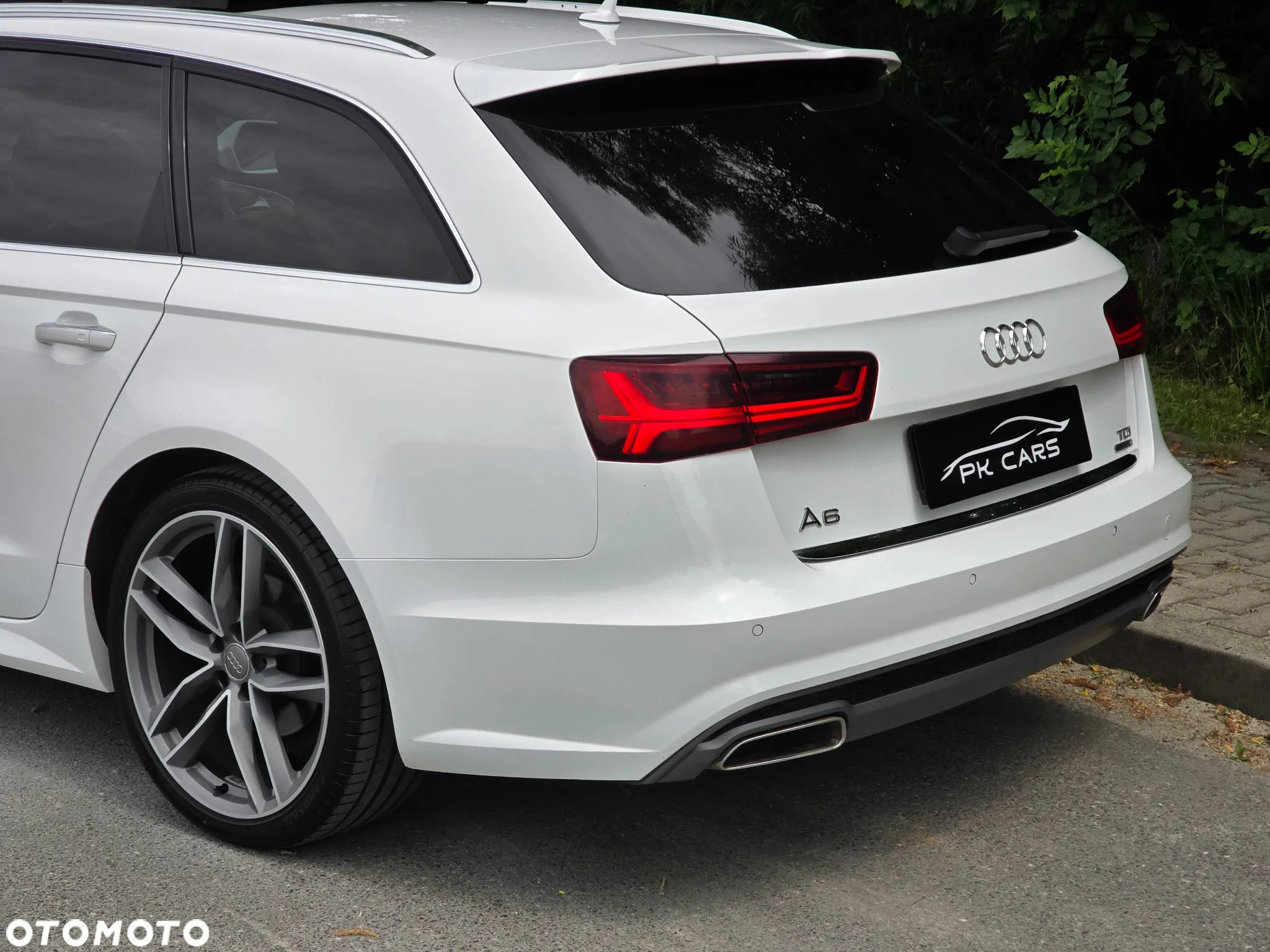 Audi A6 Avant 2.0 TDI quattro S tronic - 11