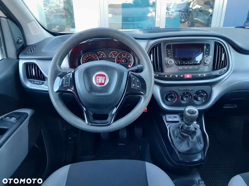 Fiat Doblo 1.4 16V Easy - 11