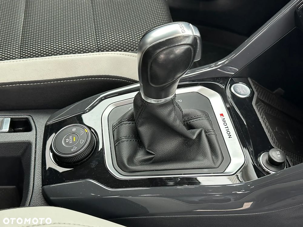 Volkswagen T-Roc 2.0 TSI 4Motion Premium DSG - 19