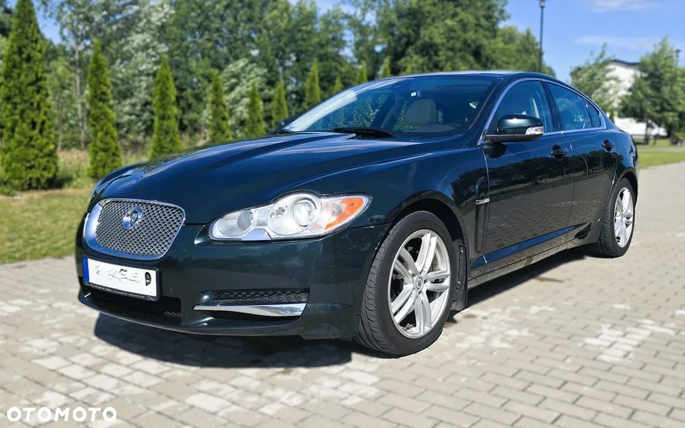 Jaguar XF 2.7 V6 D Premium Luxury - 3