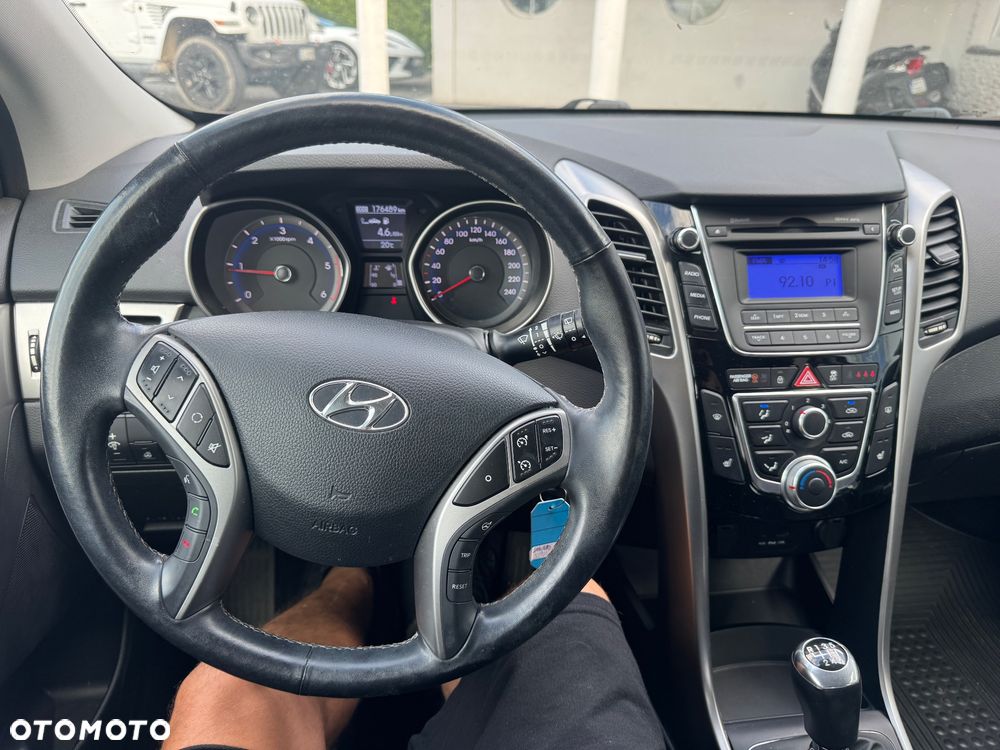 Hyundai i30 ver-1-4-premium - 8